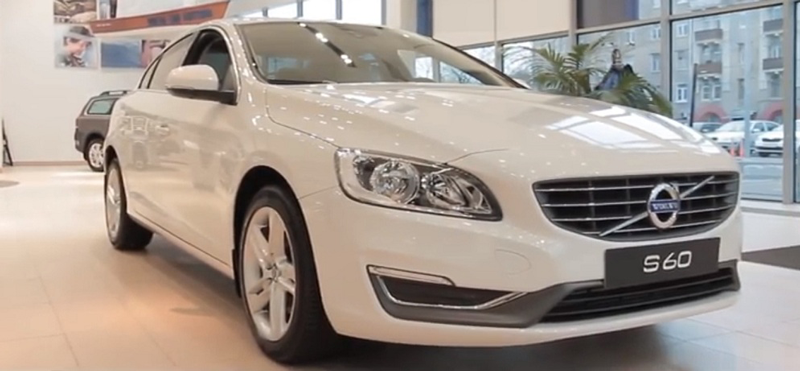 Volvo S60: динамичный седан со спортивным характером