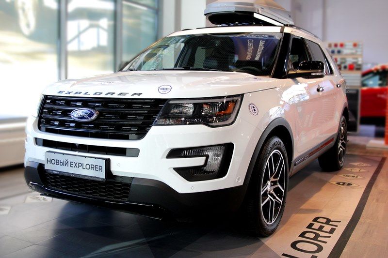Тест-драйв американского кроссовера Ford Explorer