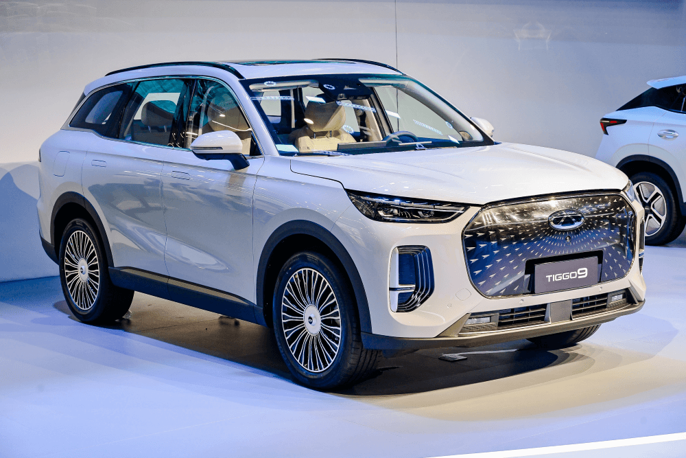 Новинки китайских авто 2025