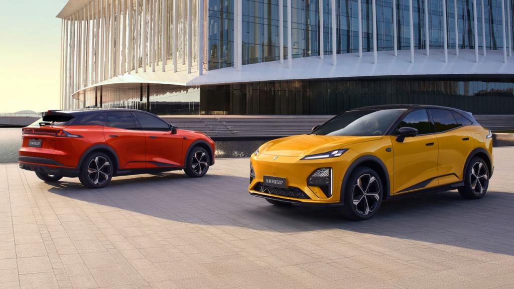 Deepal S07 и E07.jpg