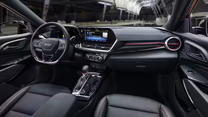 Chevrolet Trax салон.jpg
