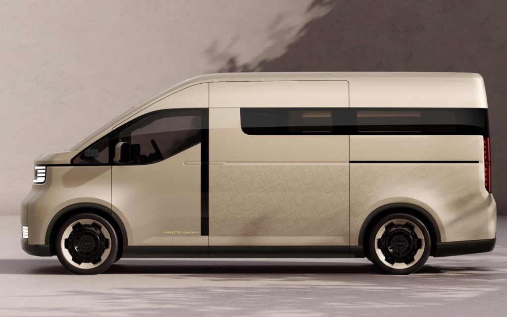 Toyota Hiace 2027 - бок.jpg