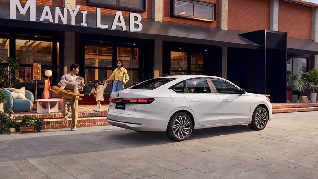 Volkswagen Lavida Pro - зад.jpg Volkswagen Lavida Pro - зад.jpg
