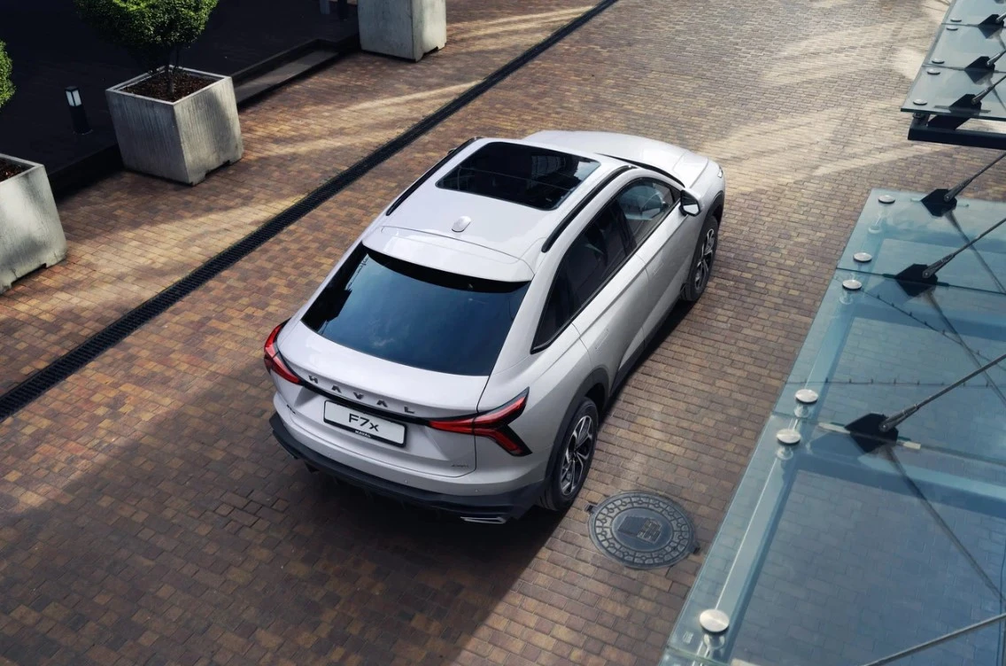 Перечень автомобилей для такси расширили: какие еще авто могут приехать по вызову