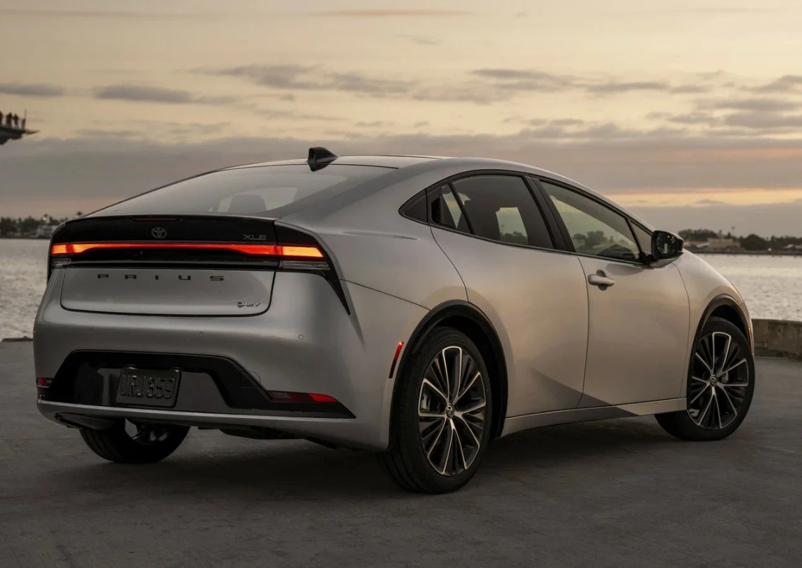 «Красивые» номера могут начать продавать уже летом: как это будет работать