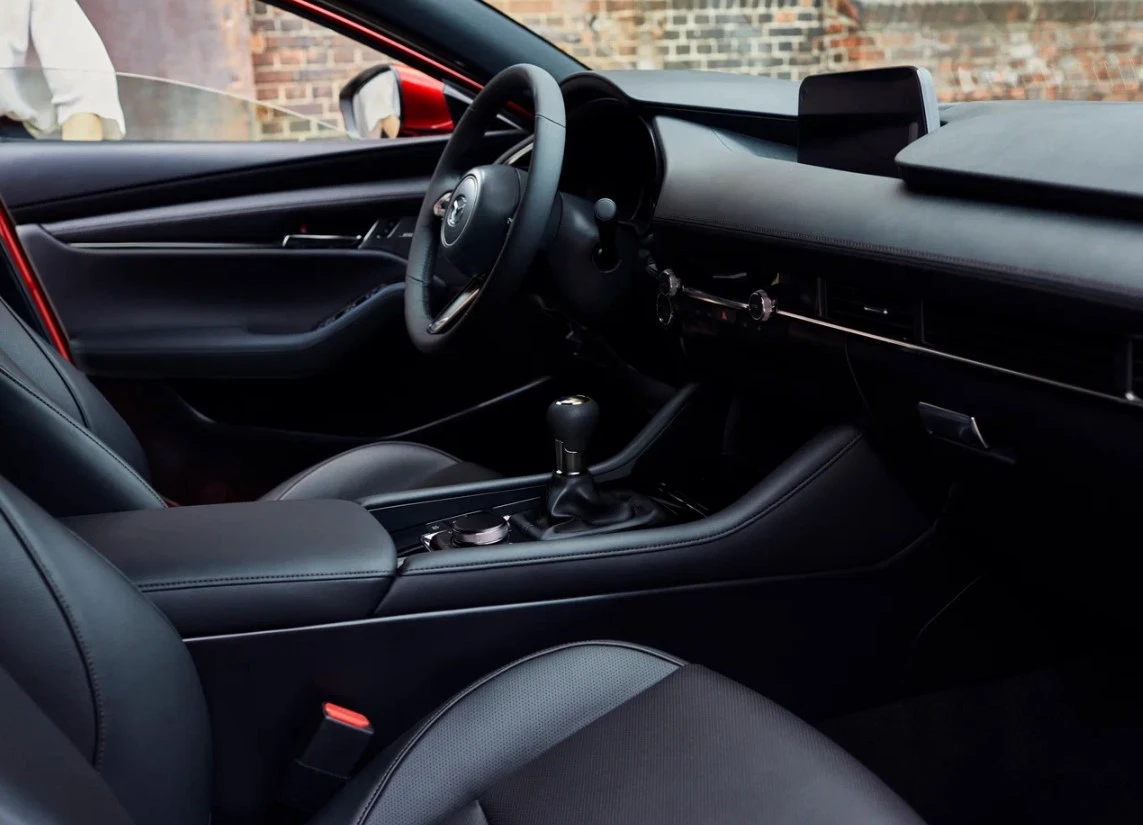 В России внедряют ИИ-стандарт контроля водителей: что это значит