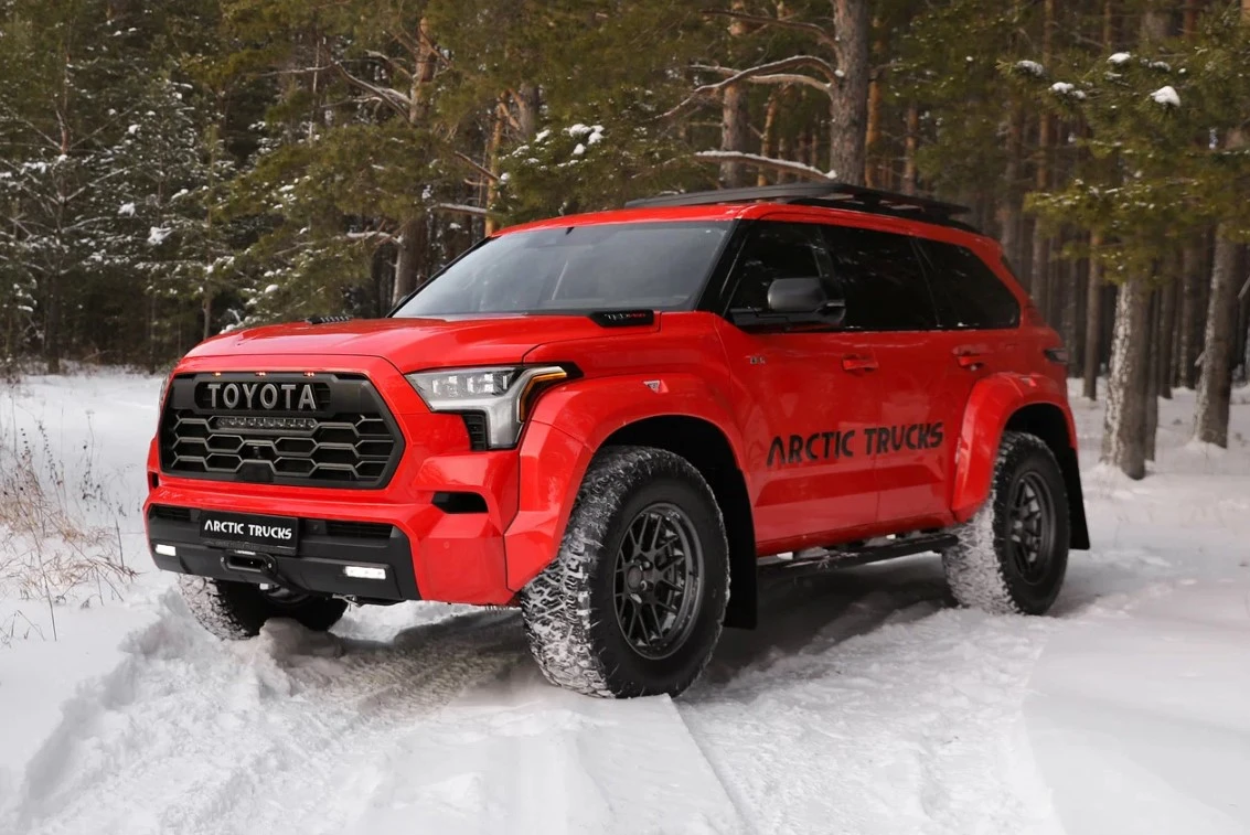 Toyota Sequoia нового поколения появилась на российском рынке: озвучены предложения и стоимость