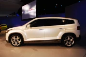 Экстерьер Chevrolet Orlando № 5