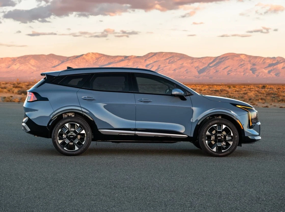 Kia Sportage Ace появился в России: в чем отличия китайской версии