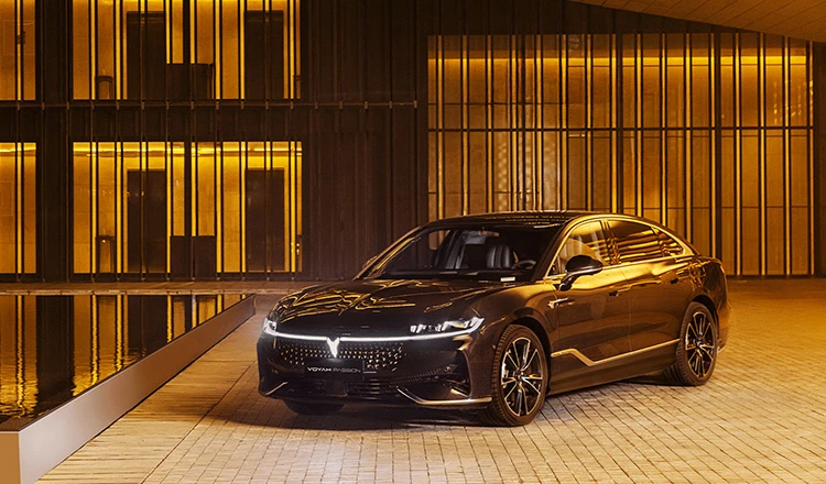 Экстерьер Voyah Passion_evr № 5