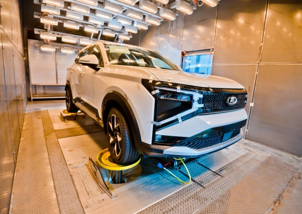 Адская тряска и лютый мороз: как АвтоВАЗ буквально «пытает» Lada Azimut