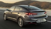Экстерьер Hyundai Elantra № 4