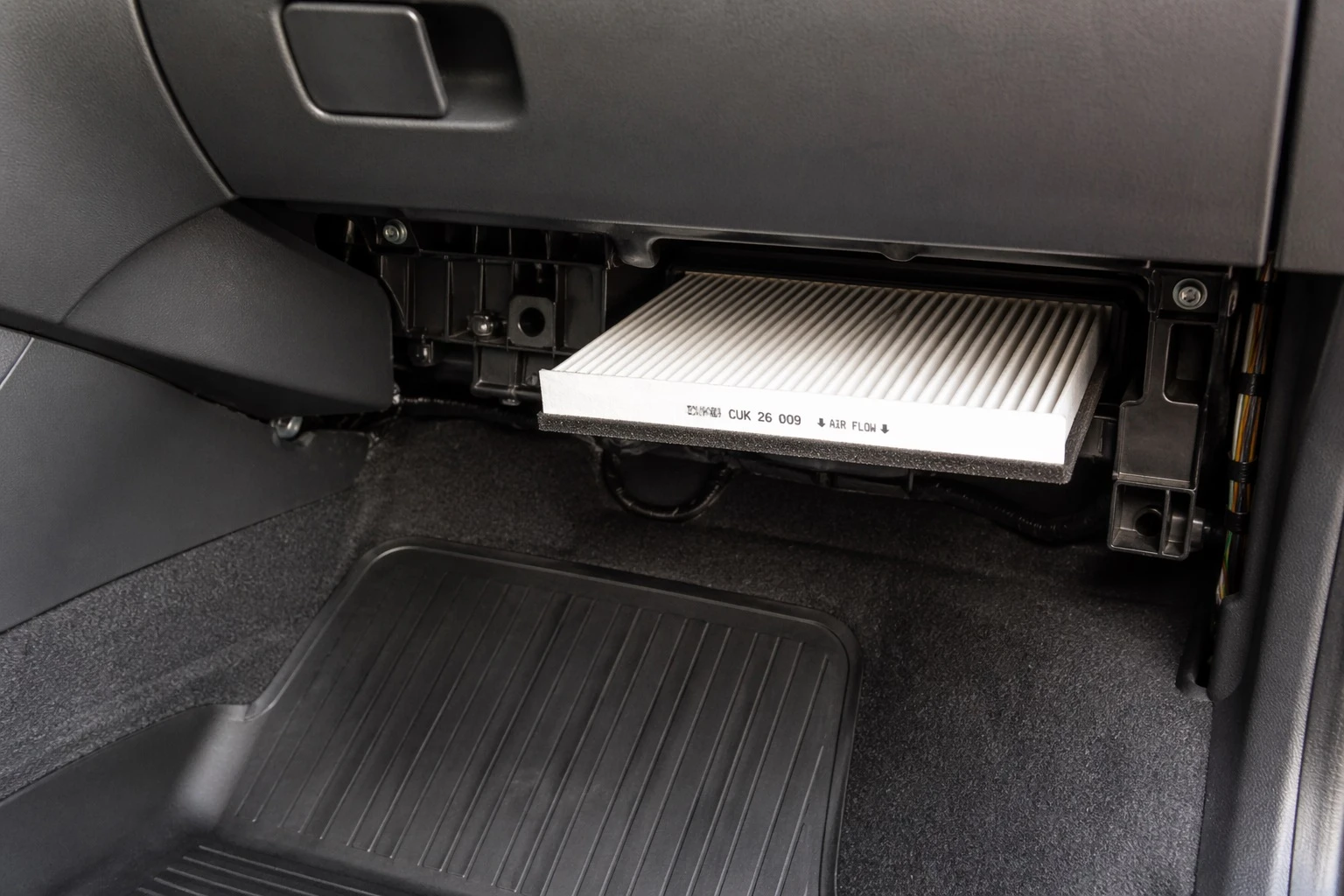 Вся правда о салонном фильтре — от микробиологии до ресурса двигателя