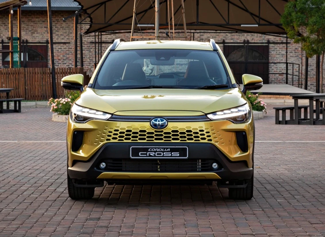 В России начали продавать Toyota Corolla Cross: комплектации и цены
