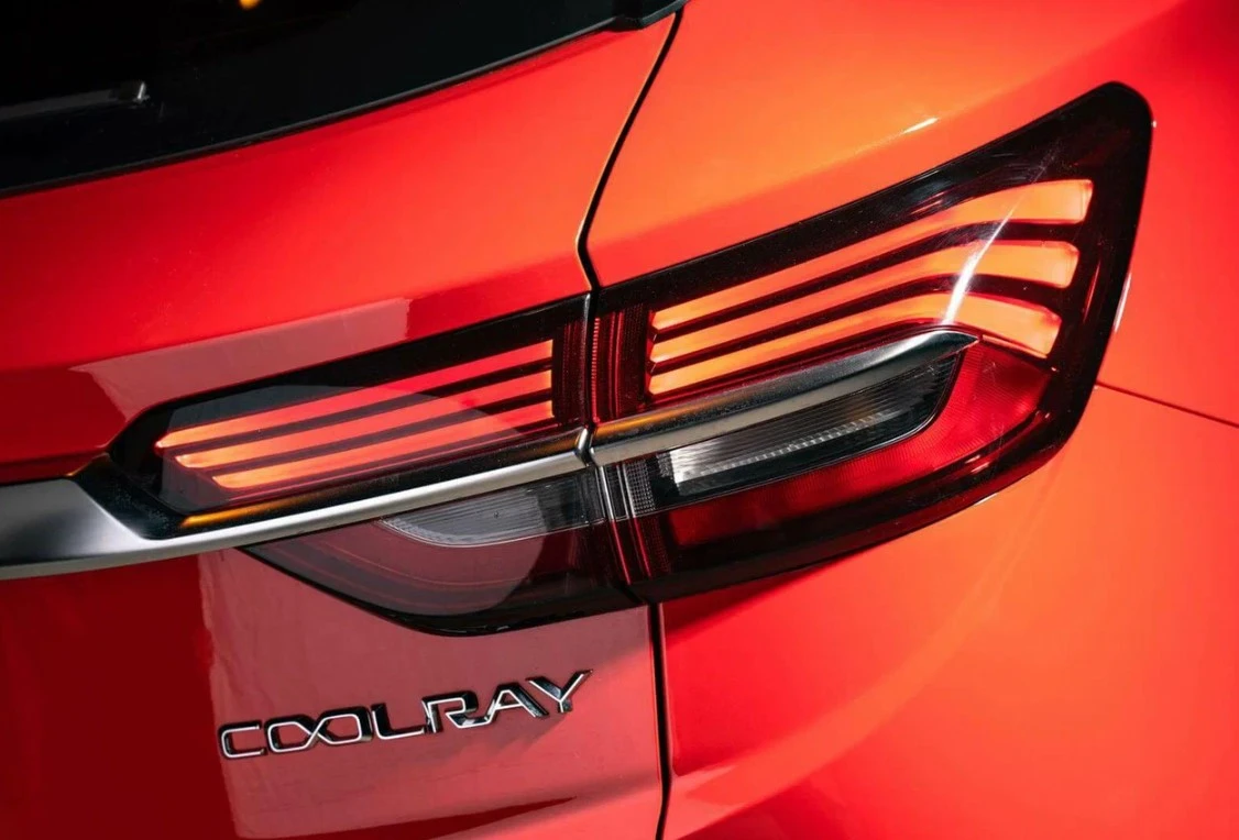 В России зарегистрировали новый кроссовер Geely Coolray: готовится ли возвращение модели