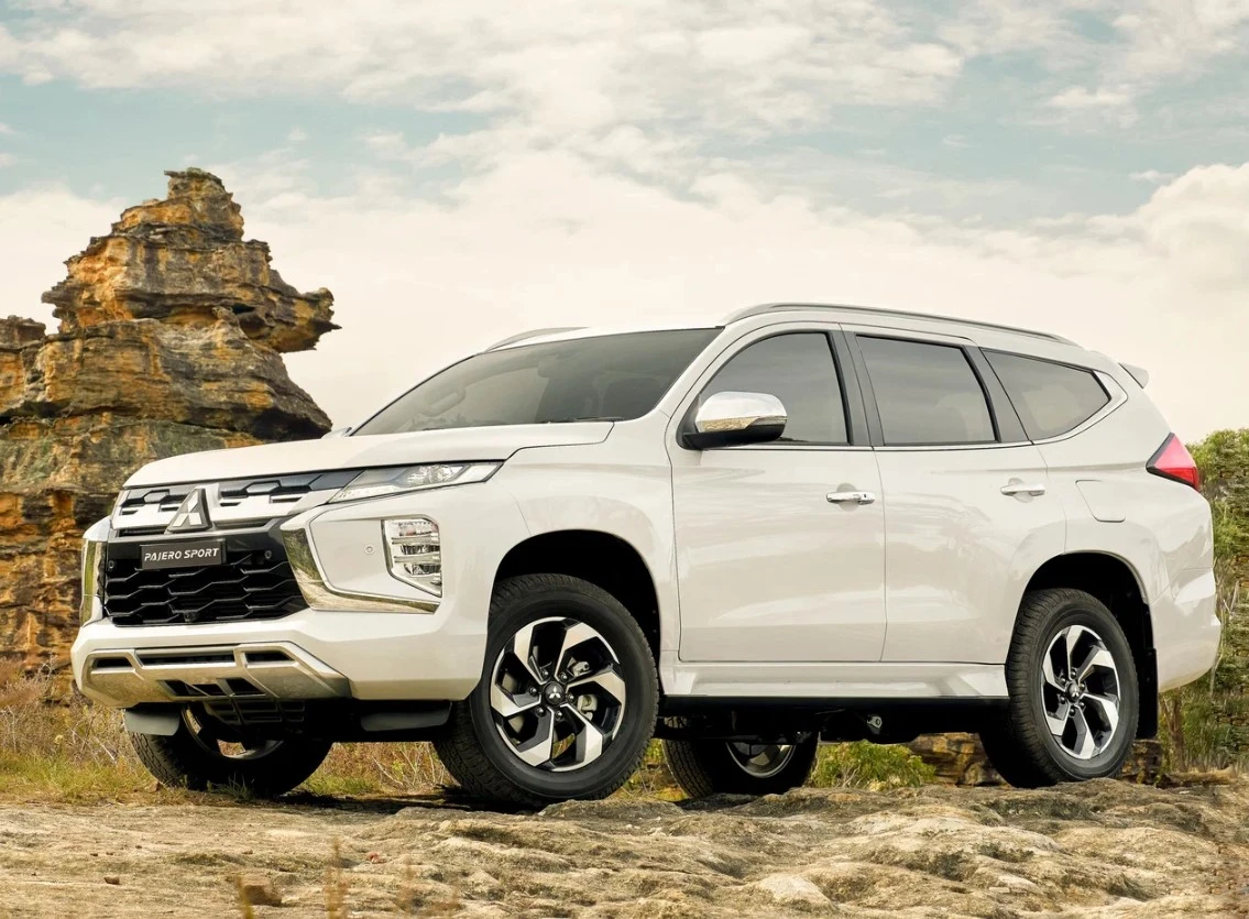 В России вновь начали продавать Mitsubishi Pajero Sport: цены и комплектации