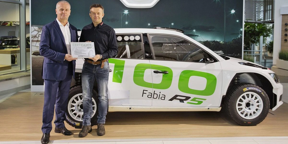 Быстрая, технологичная и полноприводная: выпущена сотая ŠKODA Fabia R5