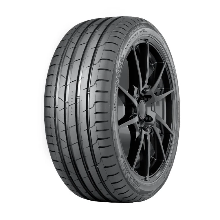 Новые шины Nokian Tyres Hakka Black 2 225/55 R 17