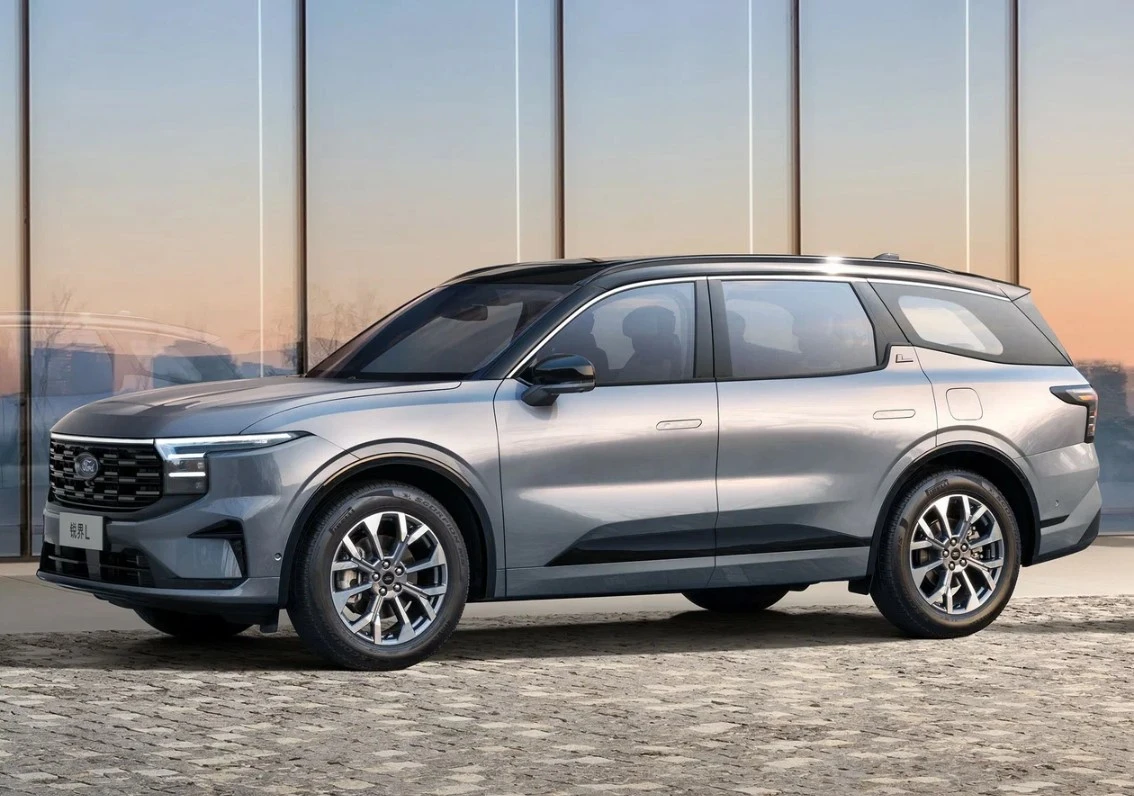 Ford Edge L вышел на российский рынок: американский комфорт по-китайски