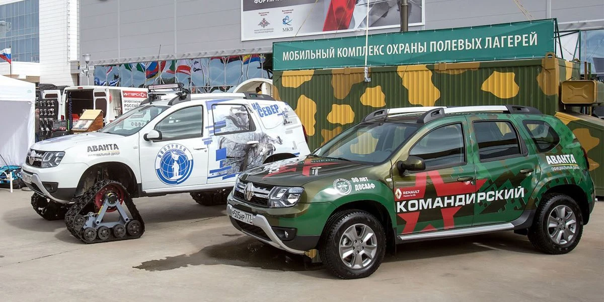 Renault DUSTER стал участником военно-технического форума «Армия-2016»