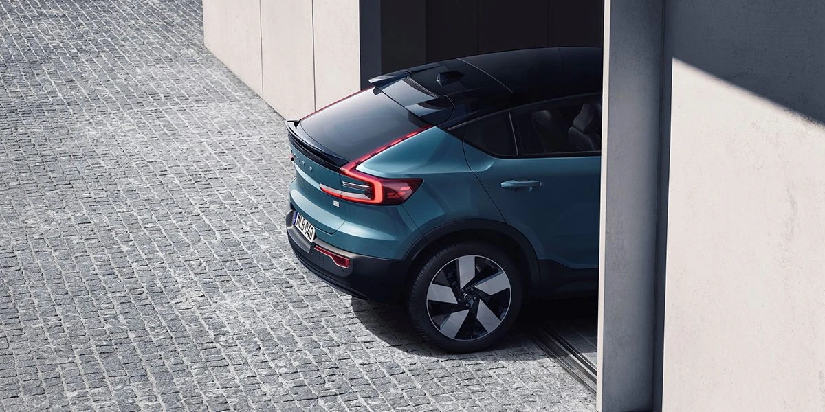 Volvo Cars и Geely Holding создали компанию Aurobay для разработки и производства силовых агрегатов