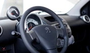 Интерьер Peugeot 107 № 3