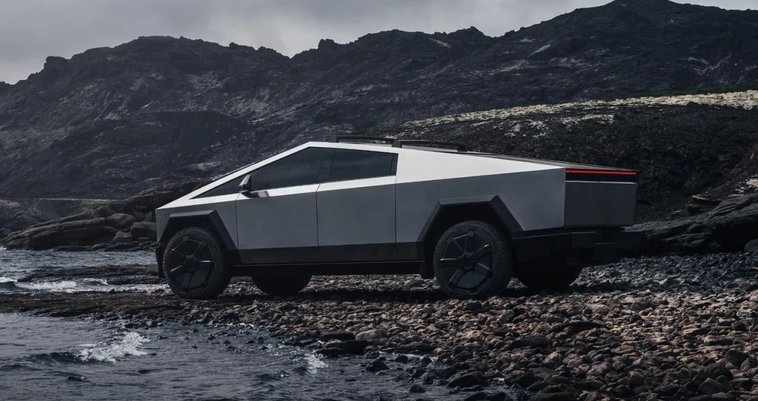 Провал Маска? Tesla приостановила производство Cybertruck