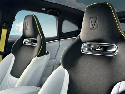 Люксовый электрокар Avatr 12 меняет цены для России: сколько стоит китайская роскошь