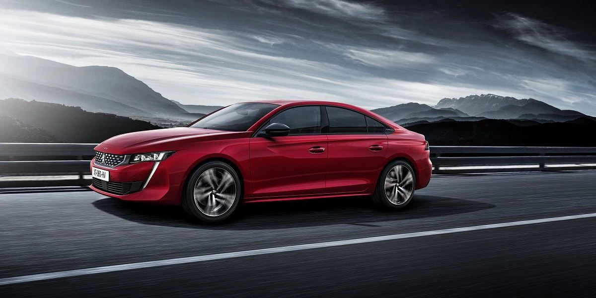 Новый PEUGEOT 508 не просто смотрит в будущее, он меняет его! 