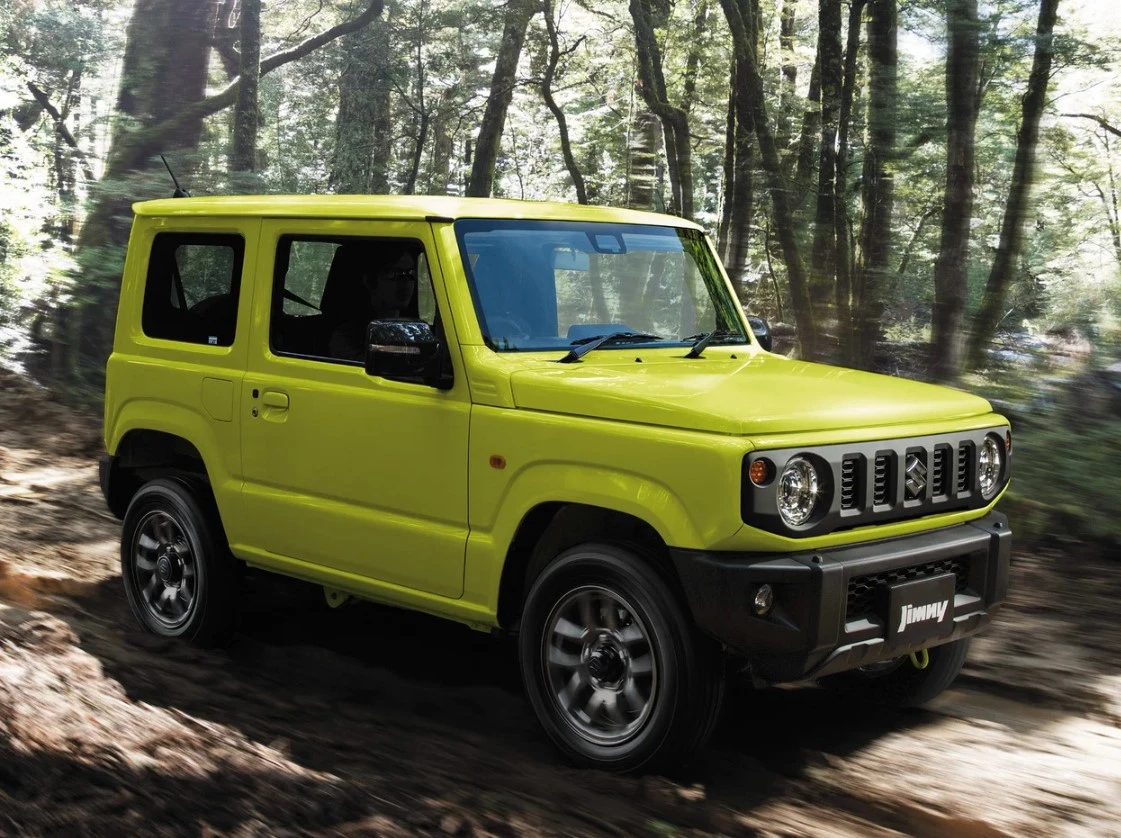 Урезанный кузов и крошечный турбомотор: раскрыт секрет самого дешевого Suzuki Jimny