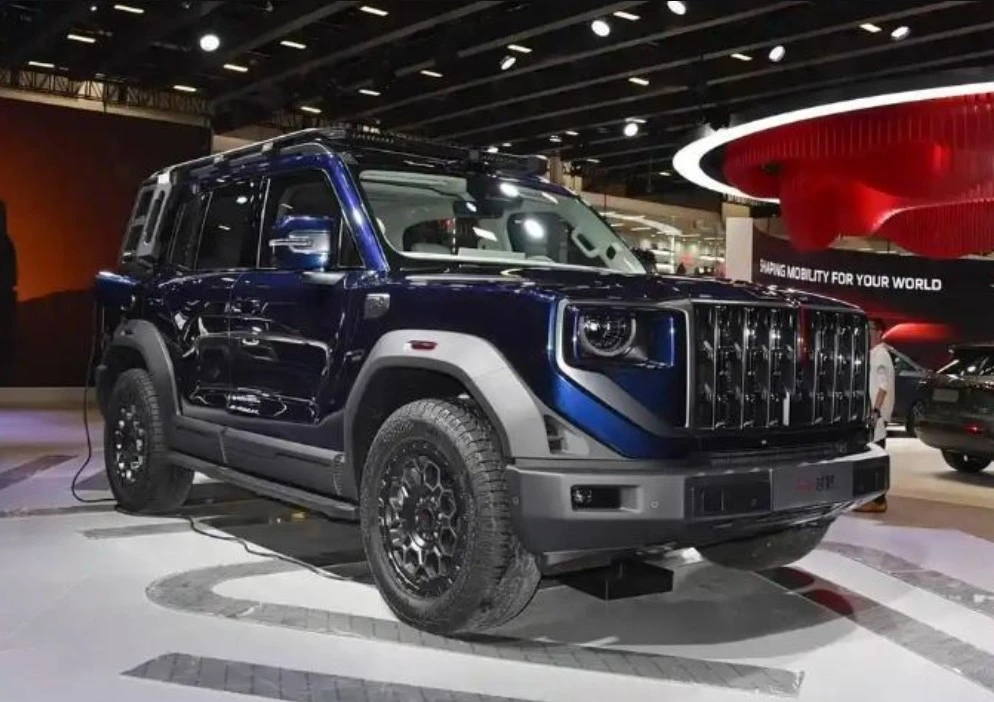 Для тяжелых экспедиций: что известно о новом рамном внедорожнике Hongqi 