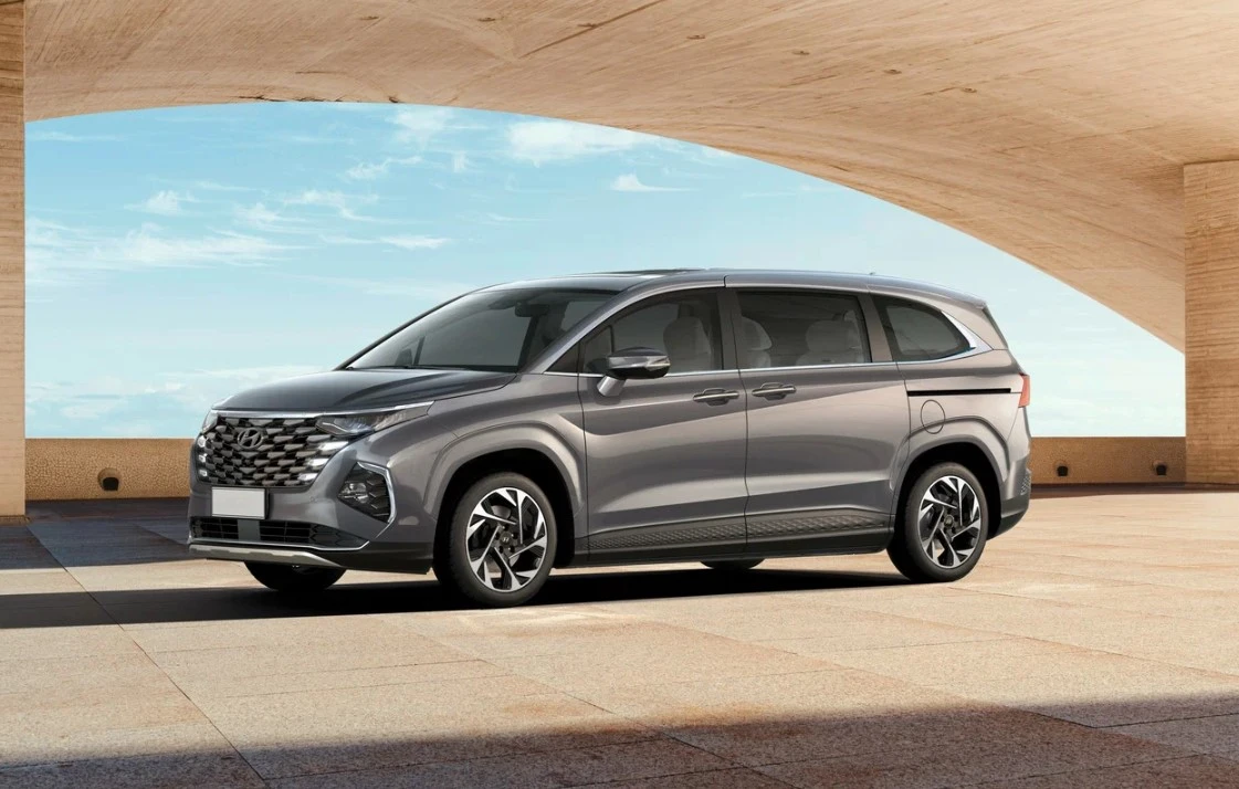 В России начали продавать корейский семейный минивен: сколько стоит Hyundai Custin