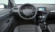 Интерьер Opel Astra_family № 4