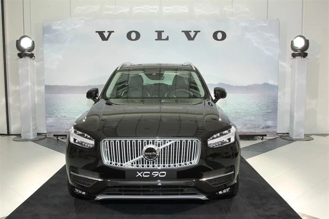 Российская премьера нового VOLVO XC90 состоялась на церемонии «Самые стильные в России»