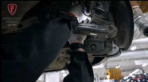 Замена стойки заднего стабилизатора Hyundai Equus