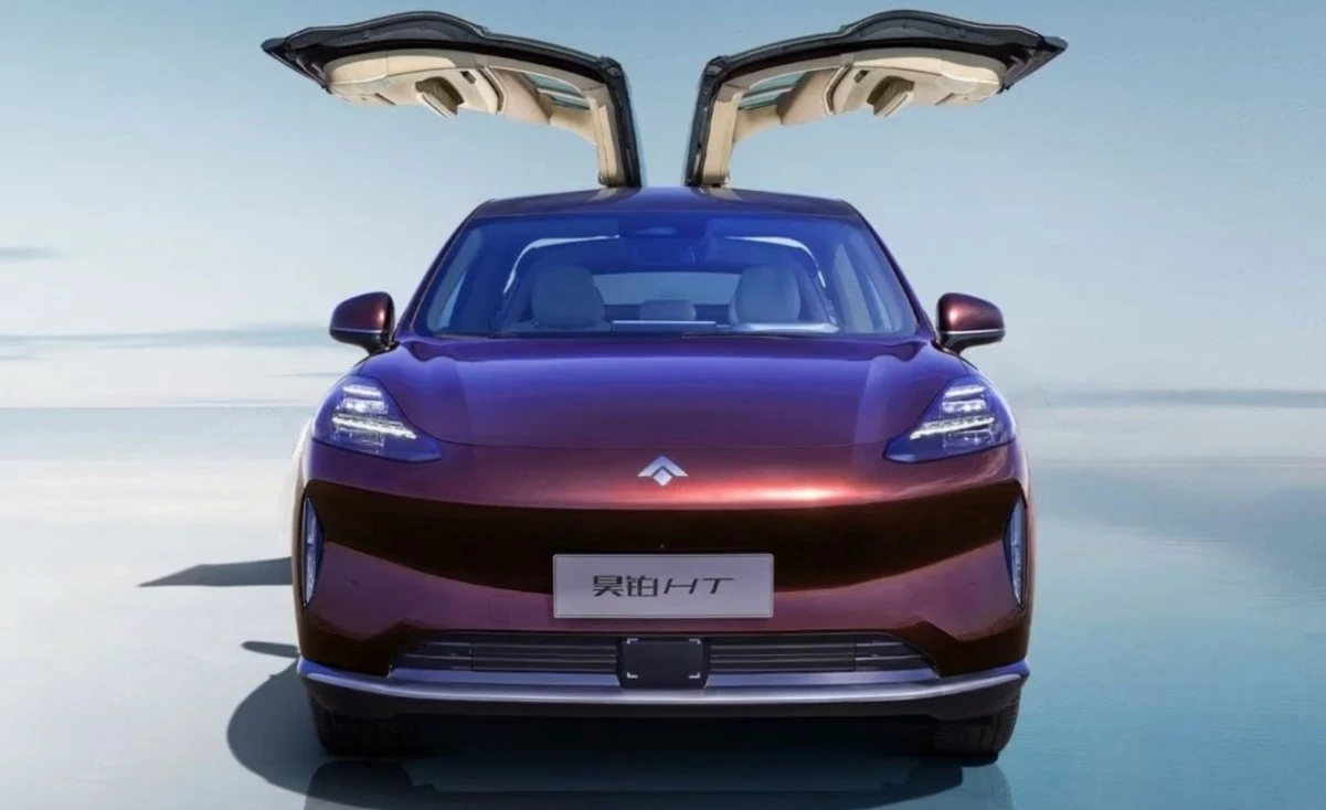 В Россию привезут GAC Hyptec HT: когда начнутся продажи