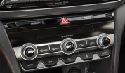 Интерьер Hyundai Elantra № 4