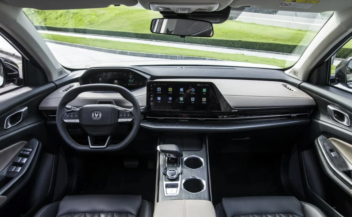 На сколько россияне обычно превышают скорость: результаты опроса