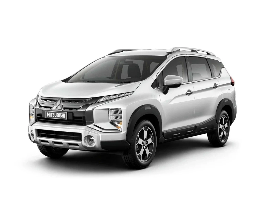 В России появился семиместный компактвэн Mitsubishi: что известно о Xpander и Xpander Cross