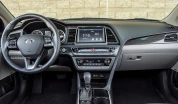Интерьер Hyundai Sonata № 1