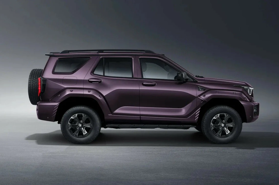 TANK 400 на стероидах: версия Arctic Trucks AT35 получила 35-дюймовые колеса и увеличенный клиренс