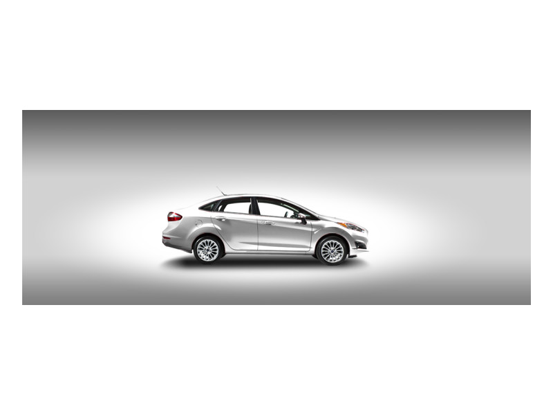 Ford Fiesta, не металлик, frozen white